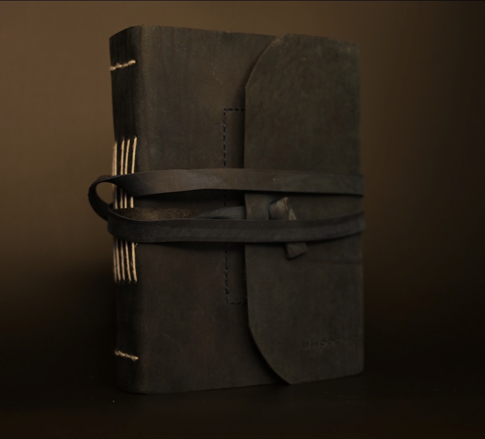 BHOOCHOO — The Archivist